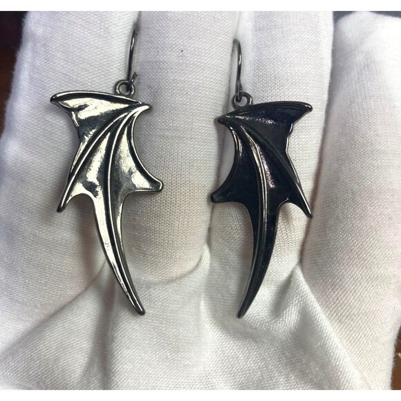 Bat Wing Dangle Earrings Gunmetal Halloween Goth Whimsigoth Dark Fairy witchy - Picture 1 of 4